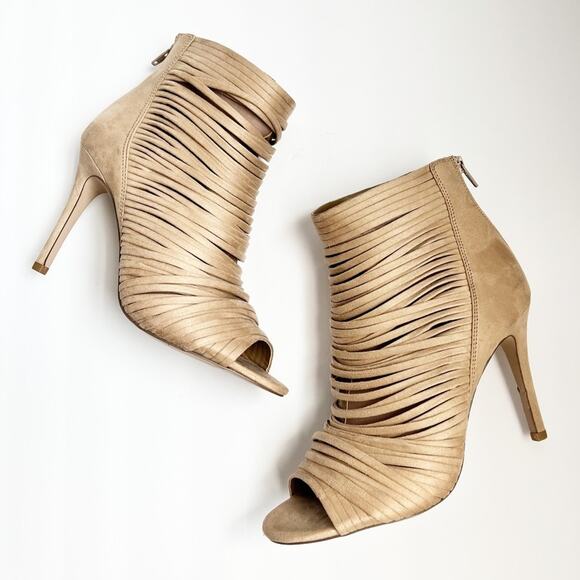 BCBGeneration Beige Sand Women Heels Size 10 No Box - Picture 1 of 6